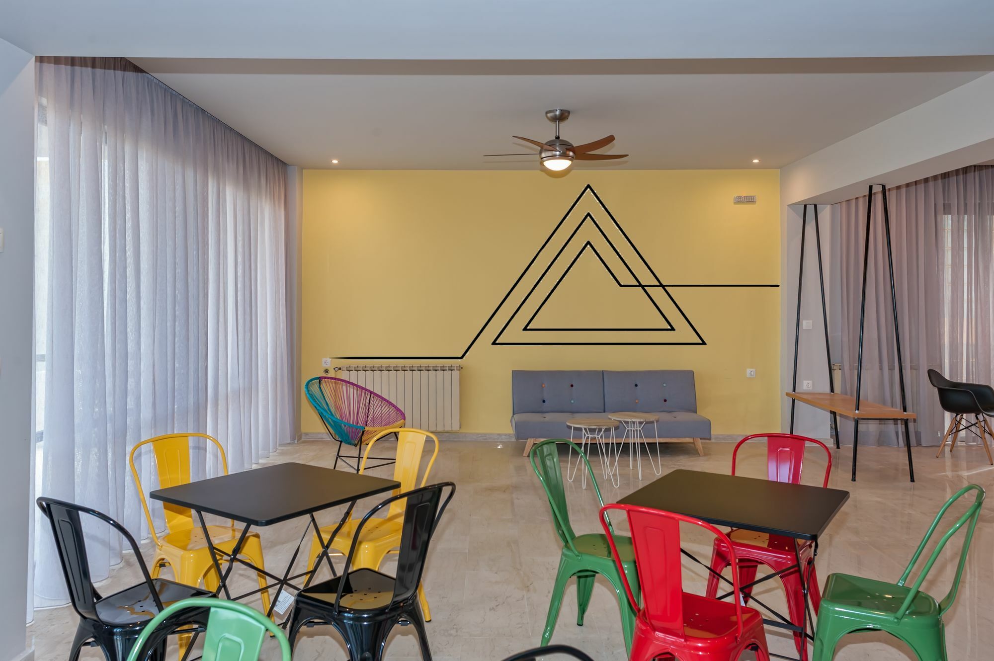 The Bongos - Socially Conscious Rooms, Part Of The Room Rate Goes To Charity Platanés Buitenkant foto